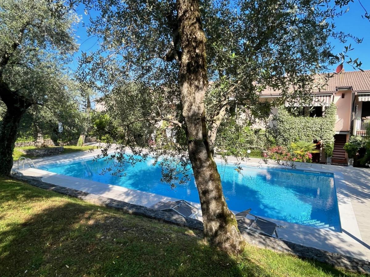 דירות טורי דל בנקו Residenza Riviera Degli Olivi מראה חיצוני תמונה