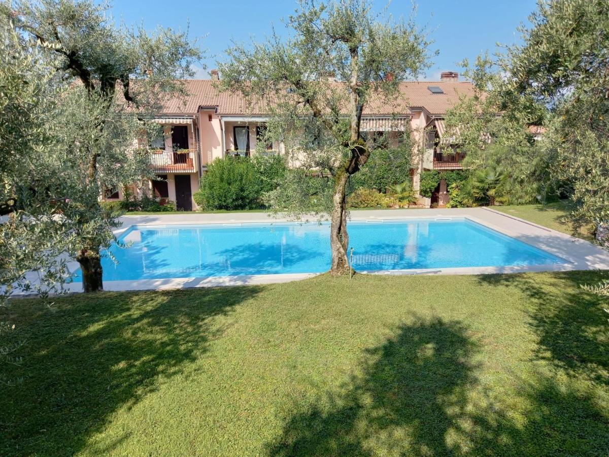דירות טורי דל בנקו Residenza Riviera Degli Olivi מראה חיצוני תמונה