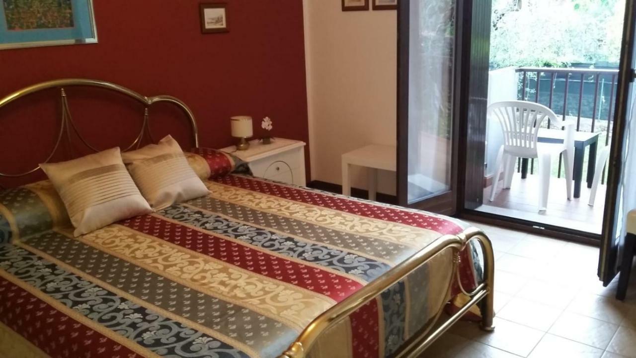 דירות טורי דל בנקו Residenza Riviera Degli Olivi מראה חיצוני תמונה